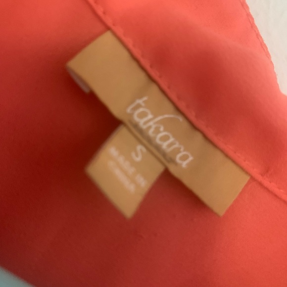 Sleeveless shirt - Picture 2 of 6